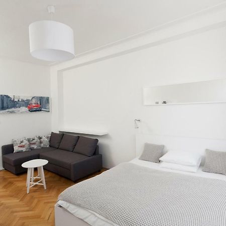 פראג Casa Anna Apartment Opletalova מראה חיצוני תמונה